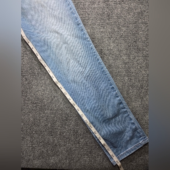 Vintage America Blues Bestie Jean 4/27 Floral Embroidered Straight Light Wash - Picture 7 of 14